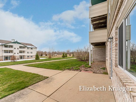 5th image of 8604 S Jasonville Ct SE #121