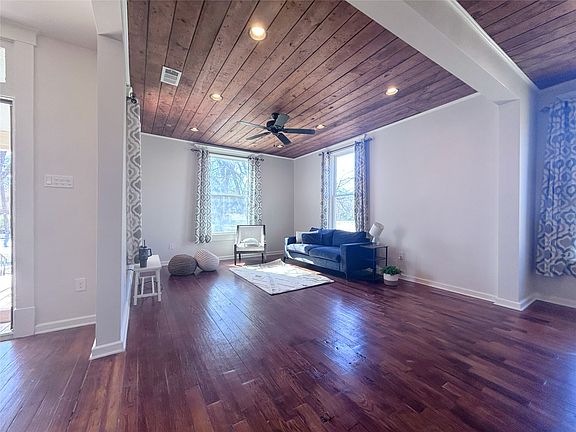 5th image of 931 N 12th St
