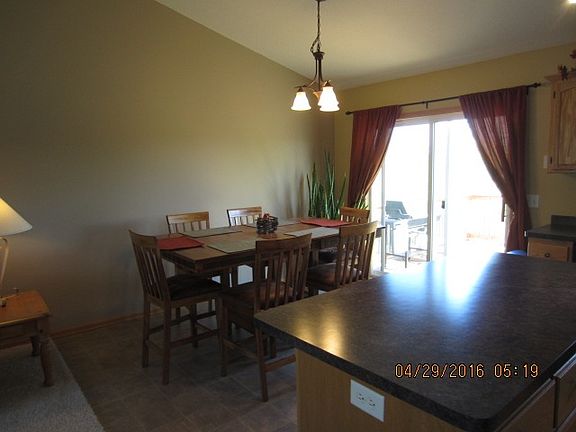 5th image of 2836 85th Ct NE