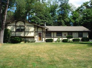 19887 Alou Ln, South Bend, IN 46637