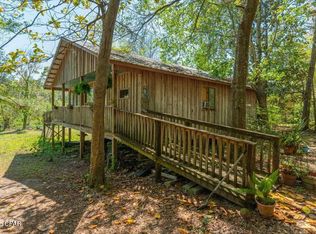 356 Stillwater Rd, Freeport, FL 32439