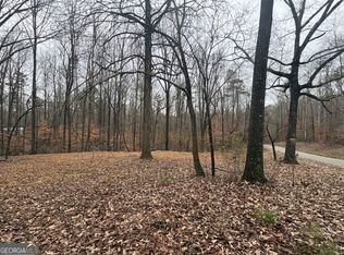 910 Lewis Dr, Lavonia, GA 30553