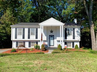 1450 Muse Dr, Vinton, VA 24179
