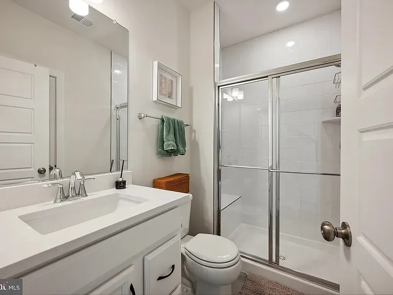 319 Summit Point Blvd #NEW — Photo 15