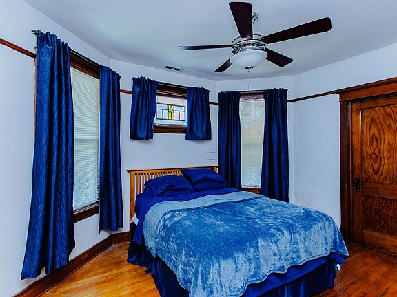 4th image of 5538 W Leland Ave