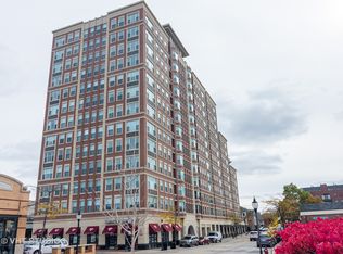 77 S Evergreen Ave Unit 1204, Arlington Heights, IL 60005