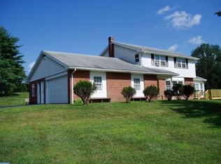 2 Sycamore Dr, Boyertown, PA 19512