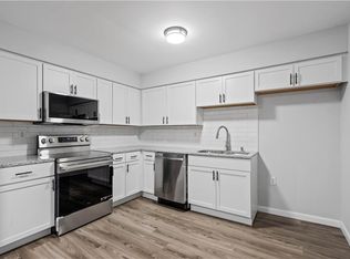 6924 Hunter St, Raytown, MO 64133