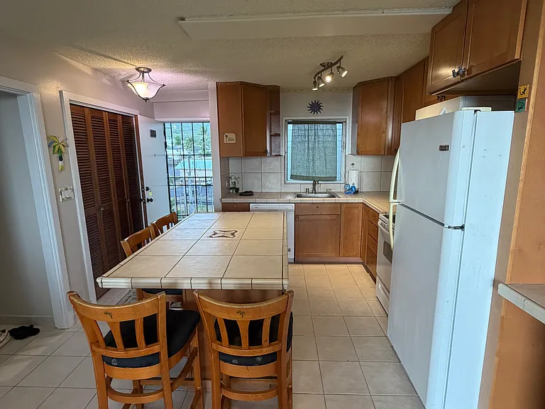 75-5766 Kuakini Hwy #606 — Photo 19