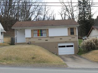 4 Crooked Run Rd, North Versailles, PA 15137