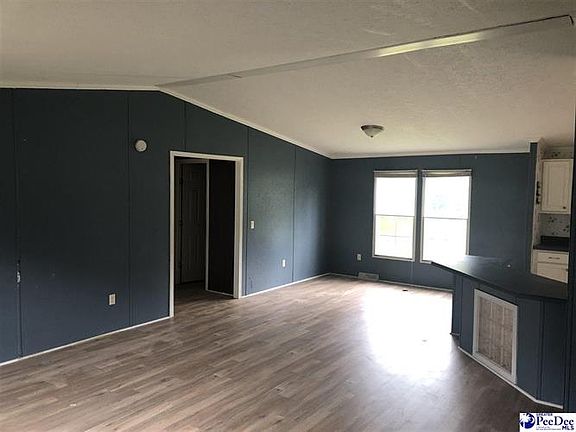 3rd image of 414 Delta Mill Rd