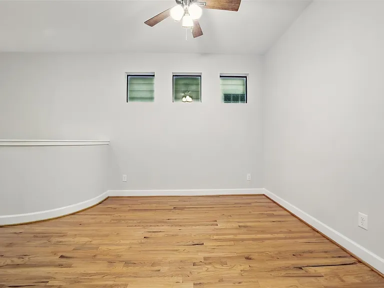 650 Westcross St #44 — Photo 27