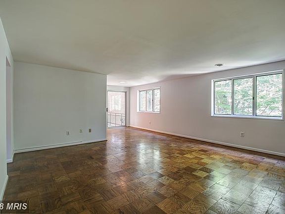 4th image of 10212 Rockville Pike