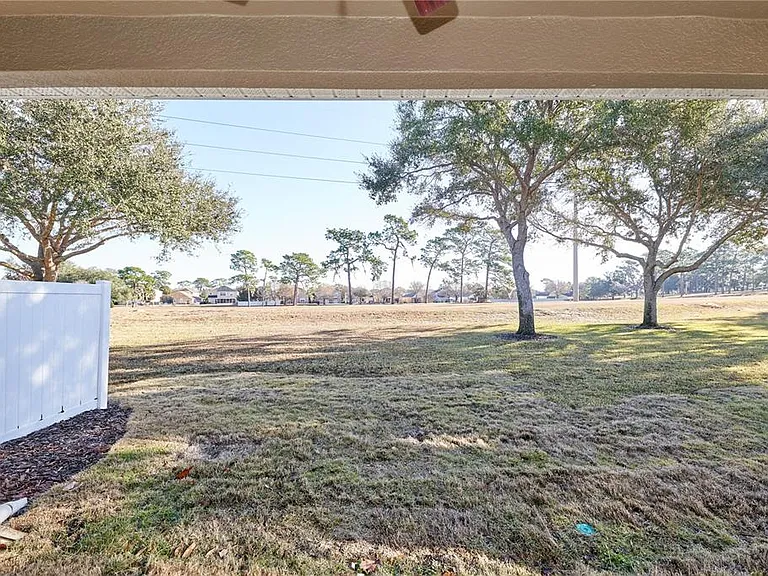 23903 Sardinia Dr — Photo 38