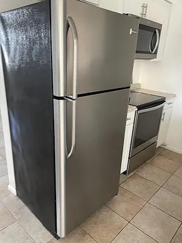2 bed, 1156 sqft, $1,995 — Photo 3
