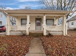 1106 W Webster St, Springfield, MO 65802