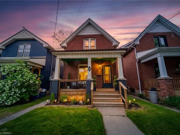 20 Wells Ave, Brantford, ON N3R 4J2