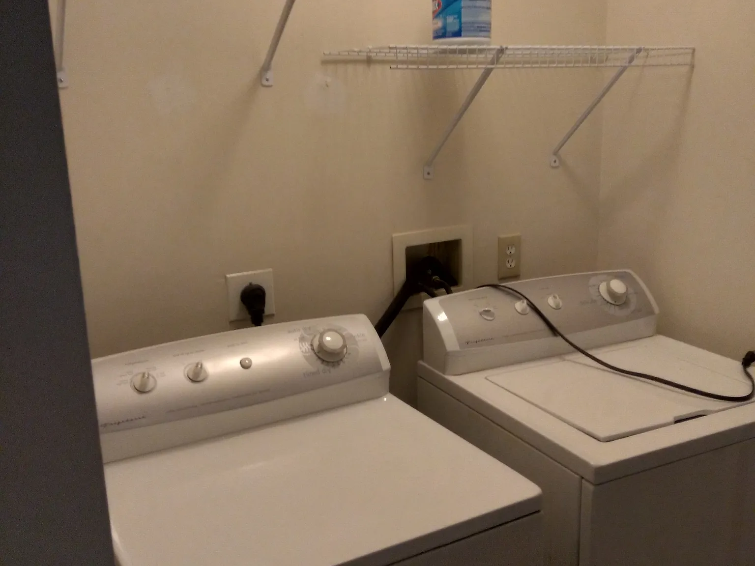 1 bed, 1000 sqft, $1,700 — Photo 4