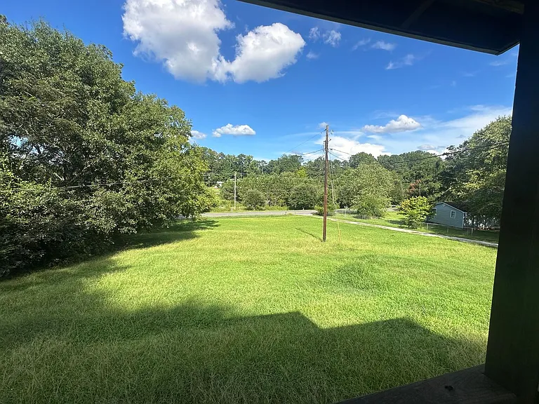 2107 Airport Rd — Photo 8