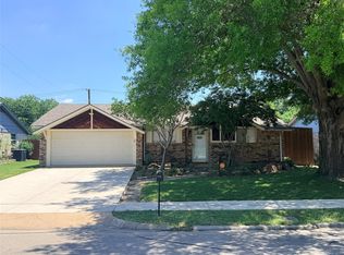 3122 Cheyenne St, Irving, TX 75062