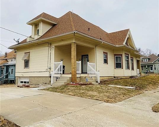 4th image of 2420 Jules St