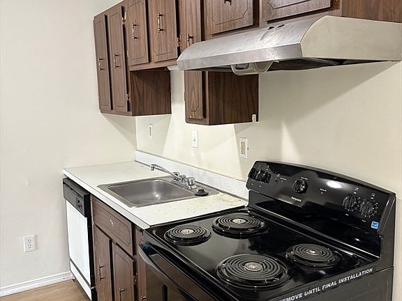 5th image of 80 Damon Rd APT 8201