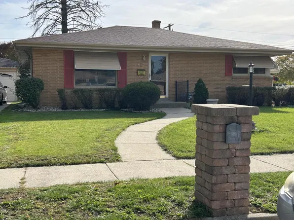 827 Coronada DRIVE, Racine, WI 53402