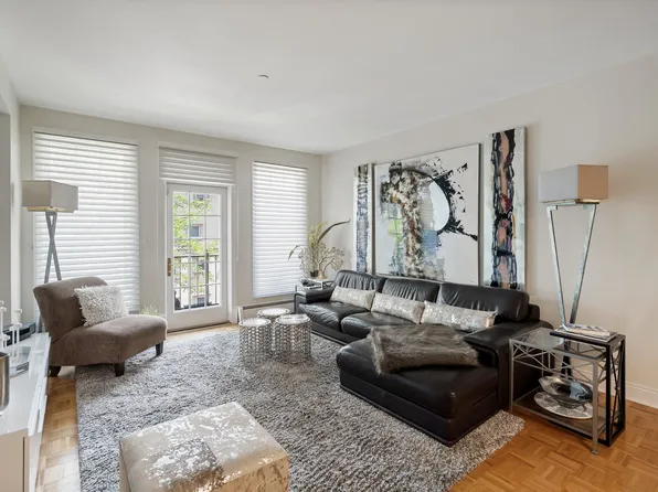 207 Shearwater Ct West image 1 of 33