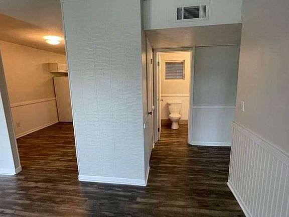 4th image of 1437 32nd Ave #1437