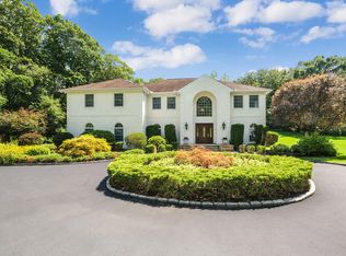 6 Indian Hill Rd, West Harrison, NY 10604