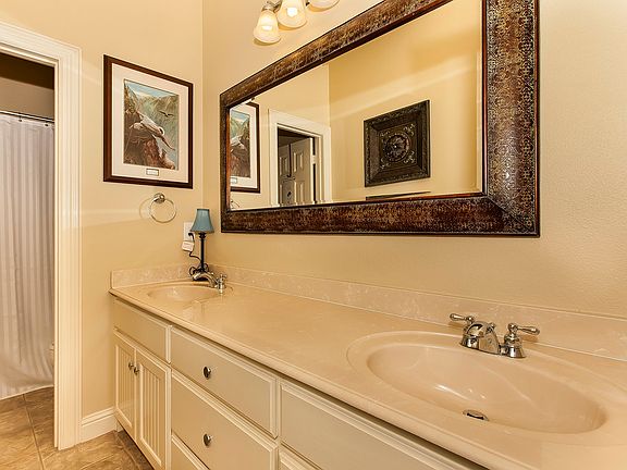 www.LuxuryRockwallHomes.com