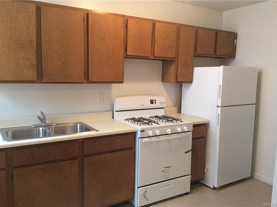 2nd image of 2410 Davidson Ave APT A18