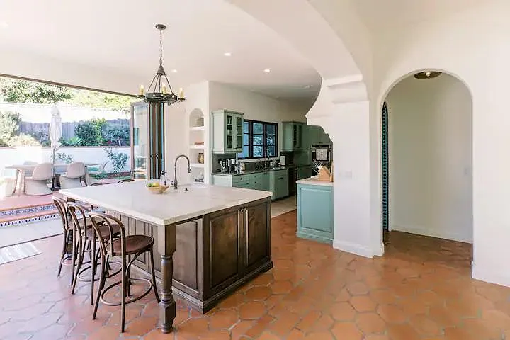 1849 Montgomery Ave — Photo 11