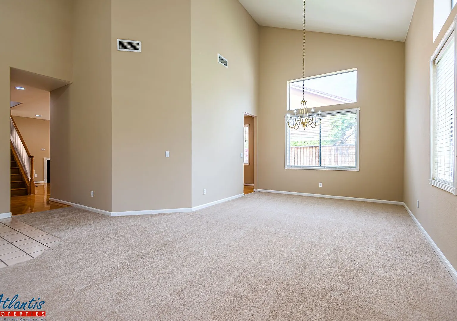 Beautiful North Valley Home — Photo 3