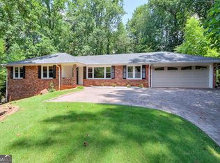 115 Landsdowne Dr, Sandy Springs, GA 30328