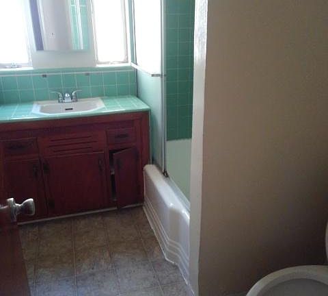 5th image of 2049 S Corning St