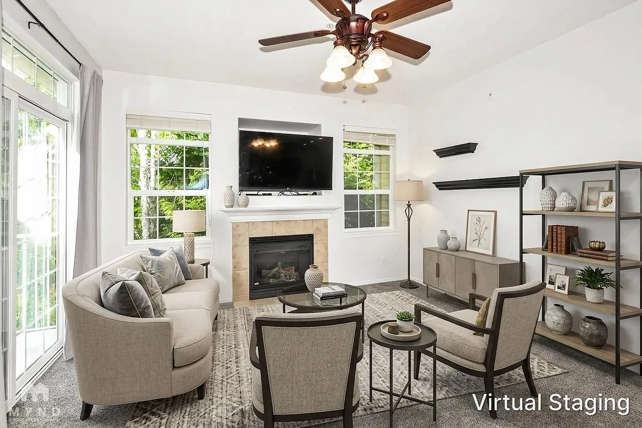 3 bed, 2.0 bath, 1384 sqft, $3,100 — Photo 2