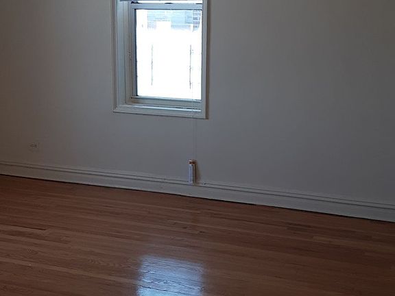3rd image of 11048 72nd Ave APT 5B