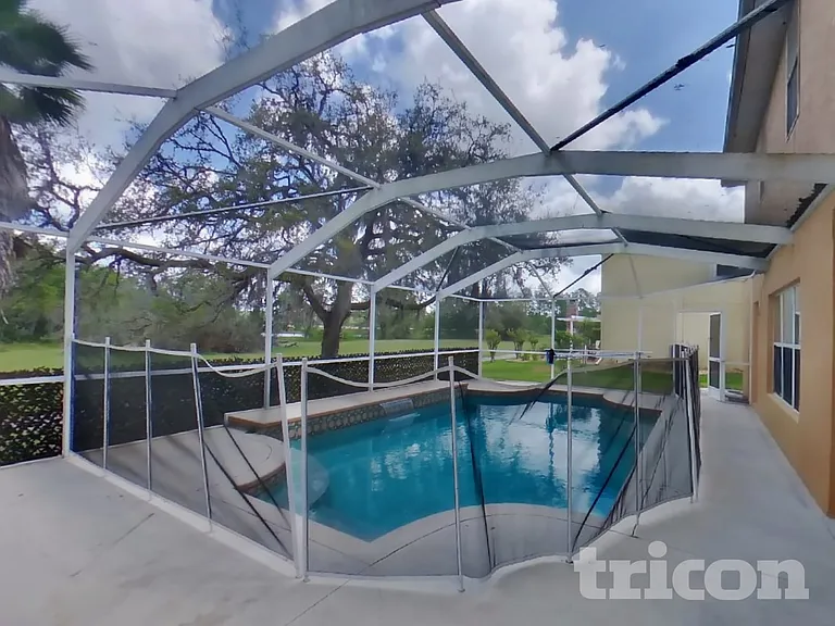 16651 Midsummer Ln — Photo 29