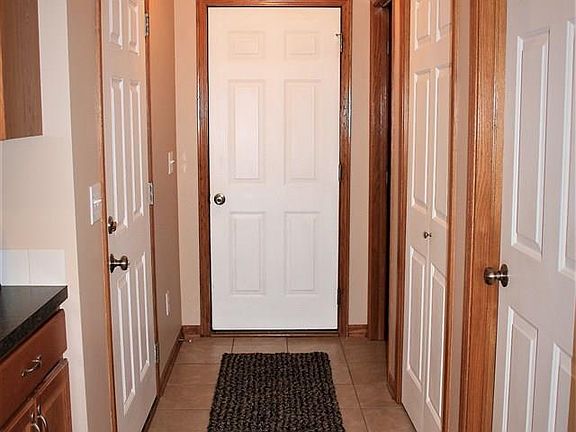 5th image of 3626 McLaughlin Dr