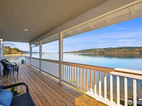 12979 Lala Cove Lane SE, Olalla, WA 98359