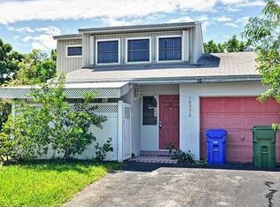 10032 SW 14th St, Hollywood, FL 33025