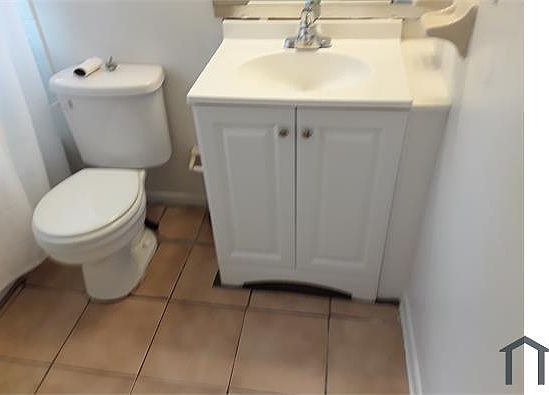 3rd image of 10008 N 14th St APT B