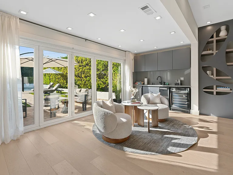 1173 Rodeo Dr — Photo 5