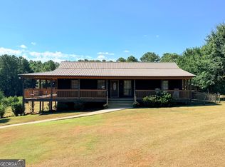 916 Fort Lamar Rd, Commerce, GA 30530