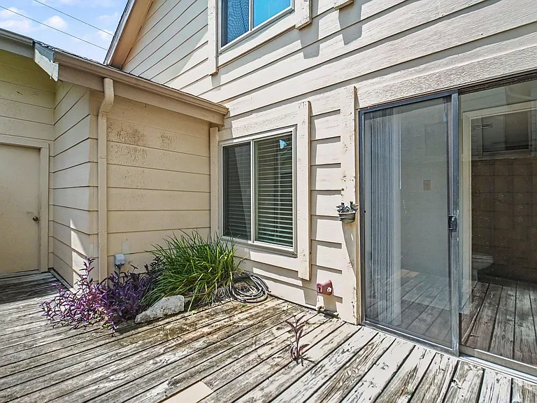 3150 Windchase Blvd — Photo 15