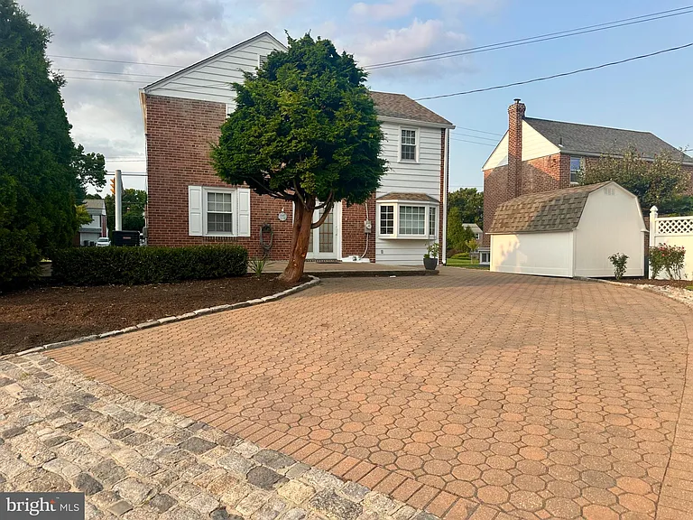 2432 W Chester Pike — Photo 3