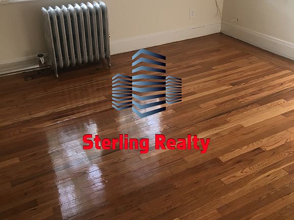 5th image of 2371 28th St