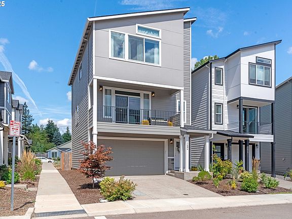 2nd image of 1484 N Steiwer Ln