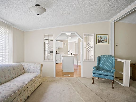 4th image of 673 Matthew Clark Rd
